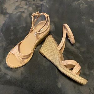 Saks Fifth Avenue Navaro light pink wedge sandal